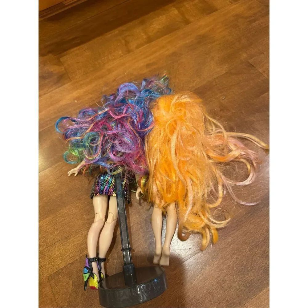 Rainbow high doll bundle - Picture 4 of 4